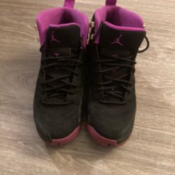 Nike Air Jordan 12 Retro GG Hyper Violet Size 6.5Y