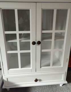 White cabinet
