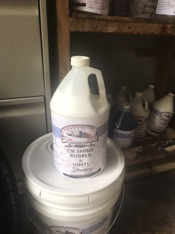 High Gloss tire shine.