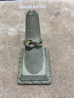 10KT Gold Diamond Ring