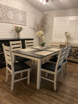 Dinning Table