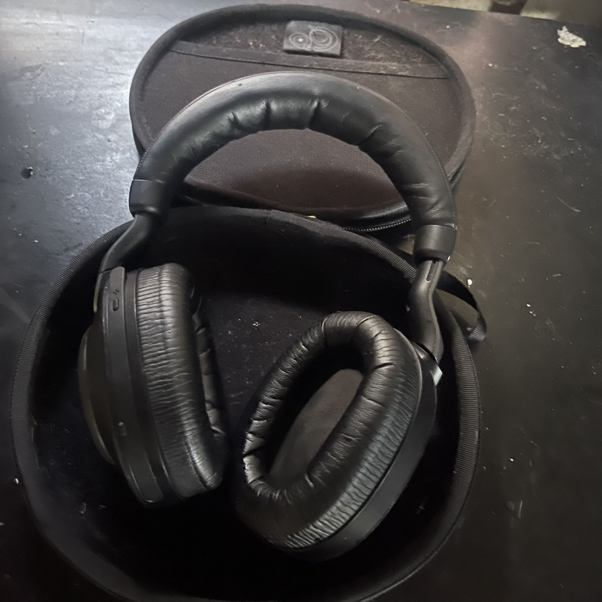 Jabra Evolve2 85 Black wireless headphones