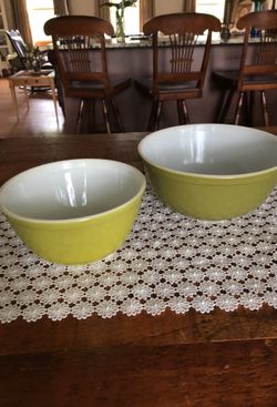 Vintage Pyrex set