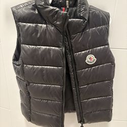 Moncler KIDS  Puff Vest 