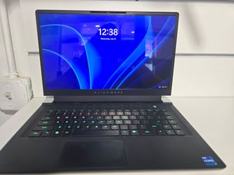 AlienwareX15 R2 Gaming Laptop