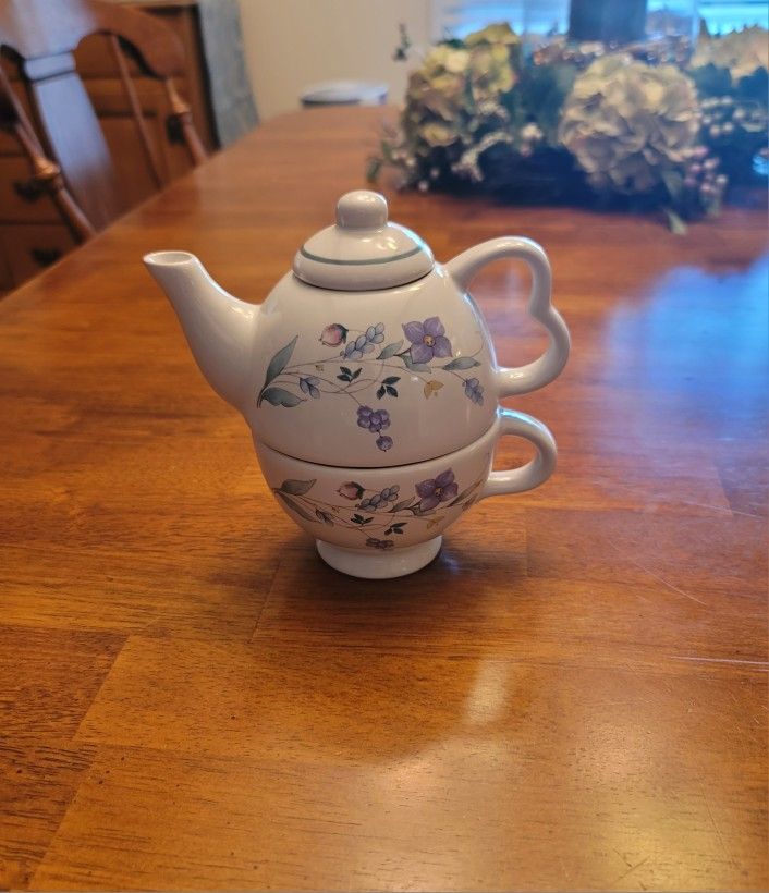 Pfaltzgraff 2 Pc Floral Teapot Cup Nesting Set Vtg NWOT