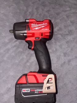 Milwaukee fuel 3/8 impact wrench