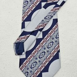 Light Blue With Pattern, Blue Burgundy Tie