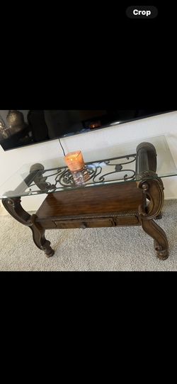 Coffee table set