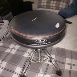 Pearl D930 Drum Throne