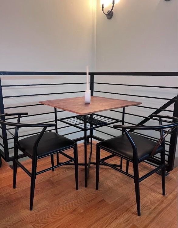 Table + Chairs