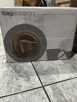 Tag Sonoma 16 Piece Dinnerware Set-Brand new