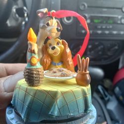 Disney Ornament The Lady And The Tramp
