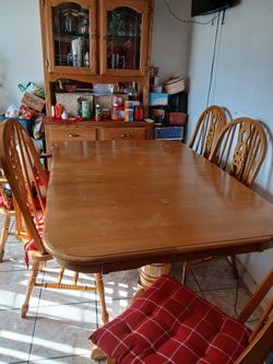 Dining  Table And Chairs And Hutch