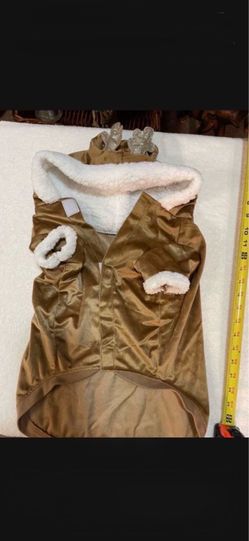 CA. REINDEER D O G OUTFIT. LARGE. WORN ONE DAY.