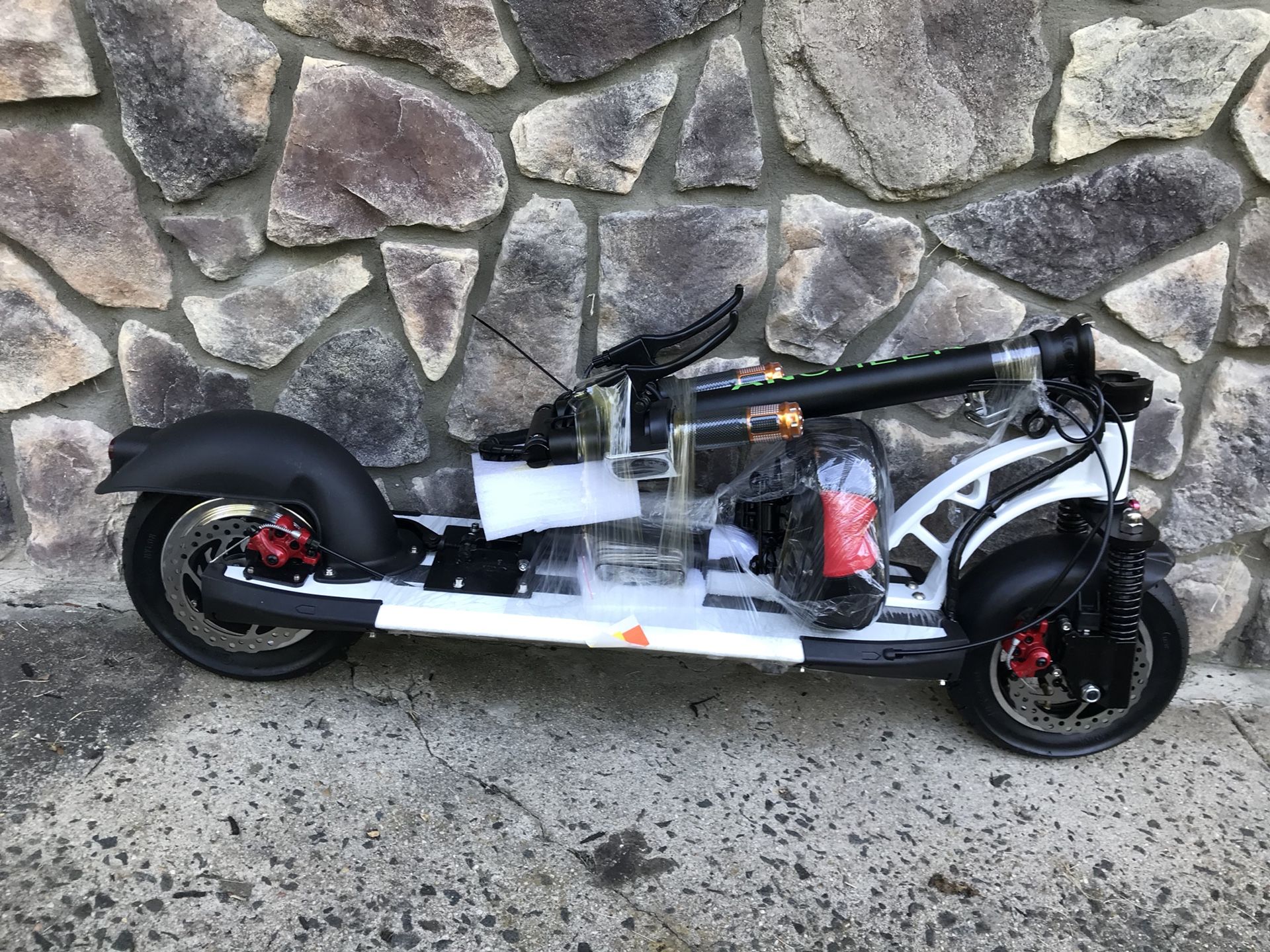 Ancheer E200 Electric Scooter
