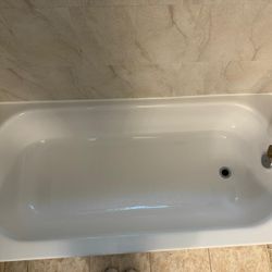 BATHTUB!!! REFINISHING!!! REGLAZE!!! ✨🛁