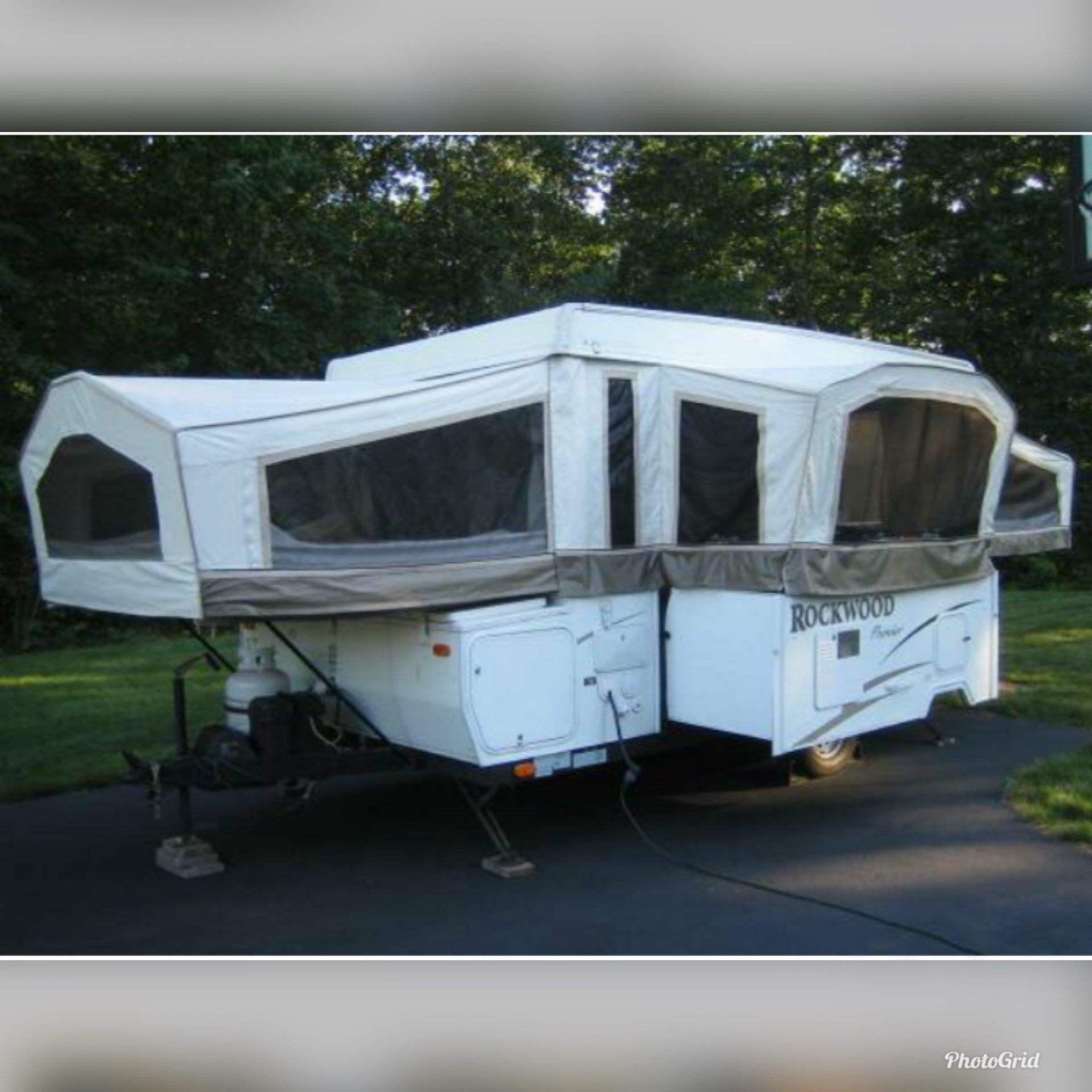 ** Great condition 2009 Rockwood Premier POP-up**