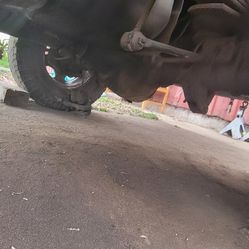 Front And Rear Danna 60 Axles 01f250 4wd