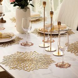 Gorgeous Gold Placemats - 18 Pack