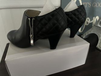 Black N5 Confort Ankle Booties Size 6/half 