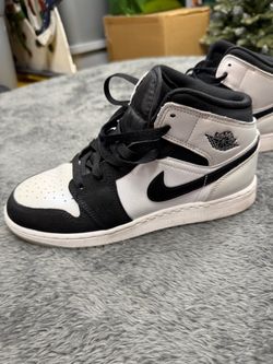 Nike Air Jordan 1 Mid SE “Diamond Shorts” Shoes in 6Y! In great shape!