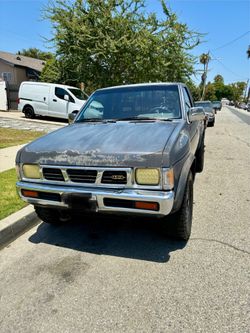 1993 Nissan Pickup