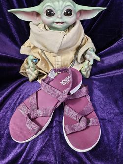 Gorgeous Shimmery Go Walk Purple Satin Sandals - size 10