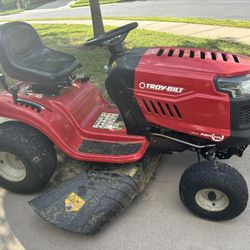 Riding Lawnmower Troy Brand. Gently Used. 