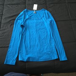 Long sleeve shirt size L