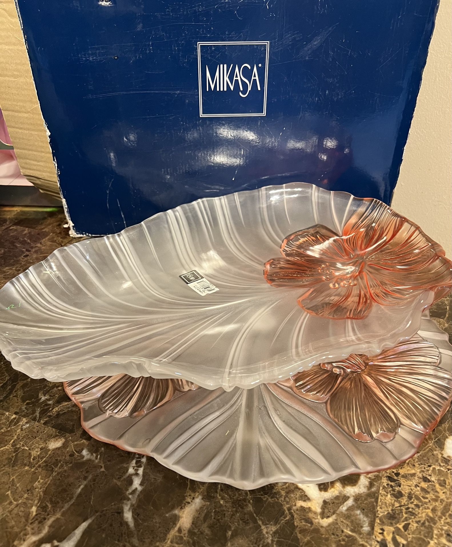 Mikasa Hibiscus Coral Cake Plate And Platter