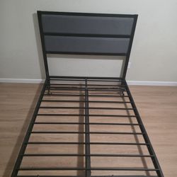 Full Sized Headboard, ZINUS Quick Lock Bunkie Board, Adjustable Frame ( Up To King)