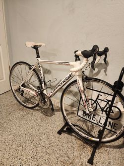🔥🚲🔥Cannondale SuperSix  3 Size 51cm(fits 5'2/5'8)🔥🚲🔥