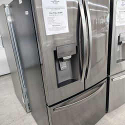 $1495 (MSRP$3199, Save $1700) LG 3 Door French Door Refrigerator 