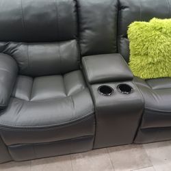 *Featured Living Room Set*---Madrid Sleek Gray Leather Reclining 3 Piece Sets---Delivery And Easy Financing Available💪