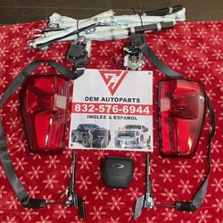 2021 2022 2023 Chevrolet Silverado 3500 Hd Dually Led Tail Lights And Driver And Passenger seatbelts