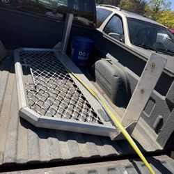 I am selling my rear fence.