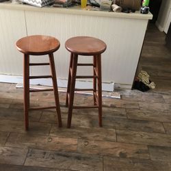 Stools/ Chairs
