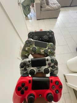 Ps4 controllers 