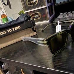 Marchon Nike NKEV24017 sunglasses 