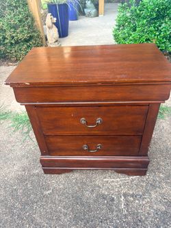 Vintage Solid Wood 2-Drawer Nightstand / Bedside Table – $100 OBO