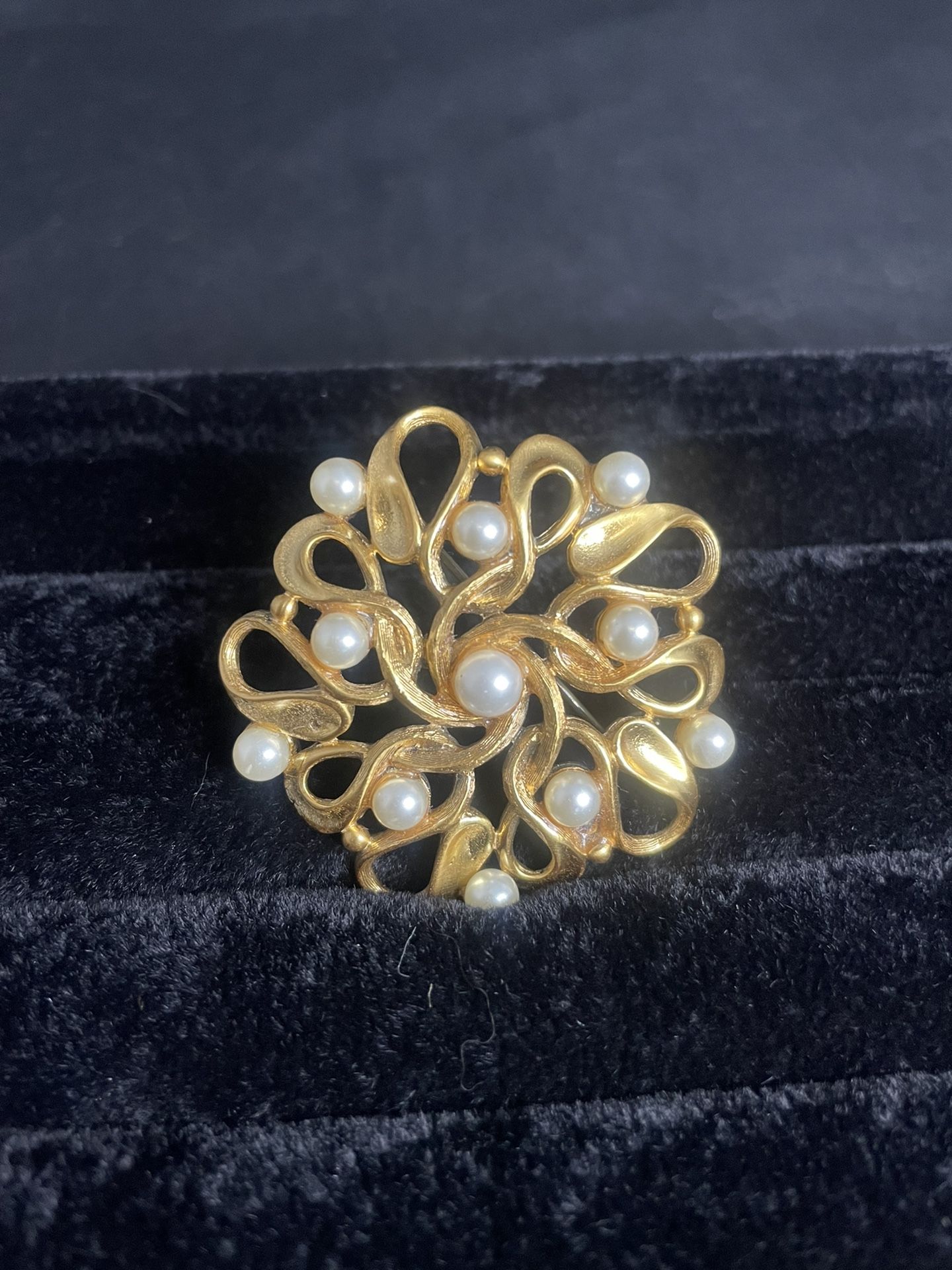 Vintage Tortolani Brooch, Costume Jewelry