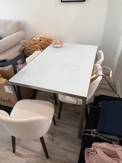 Kitchen table