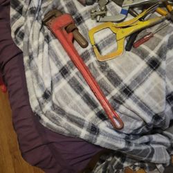 24 Inch Pipe Wrench