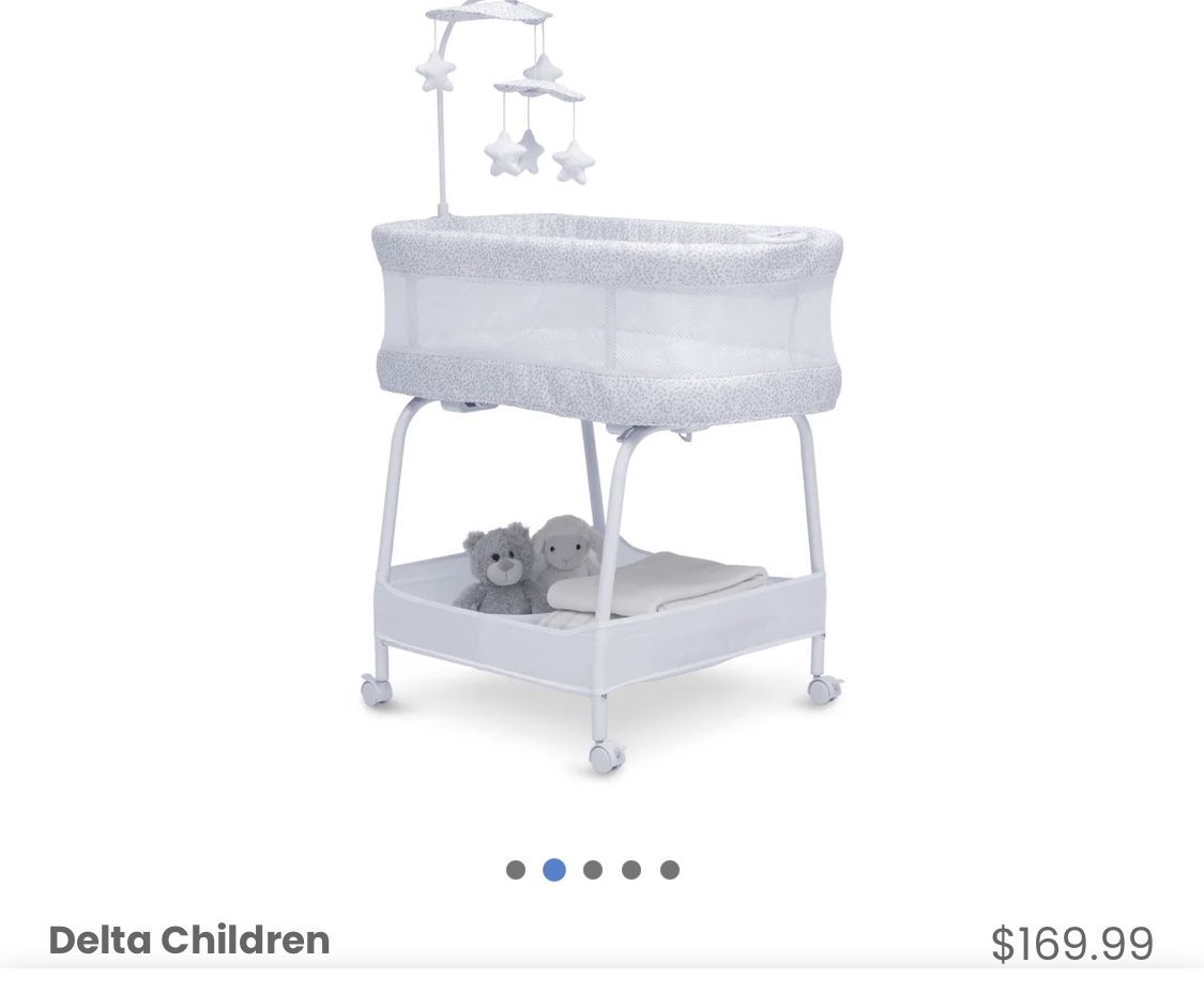 Auto Glide Bassinet with Bluetooth Delta children