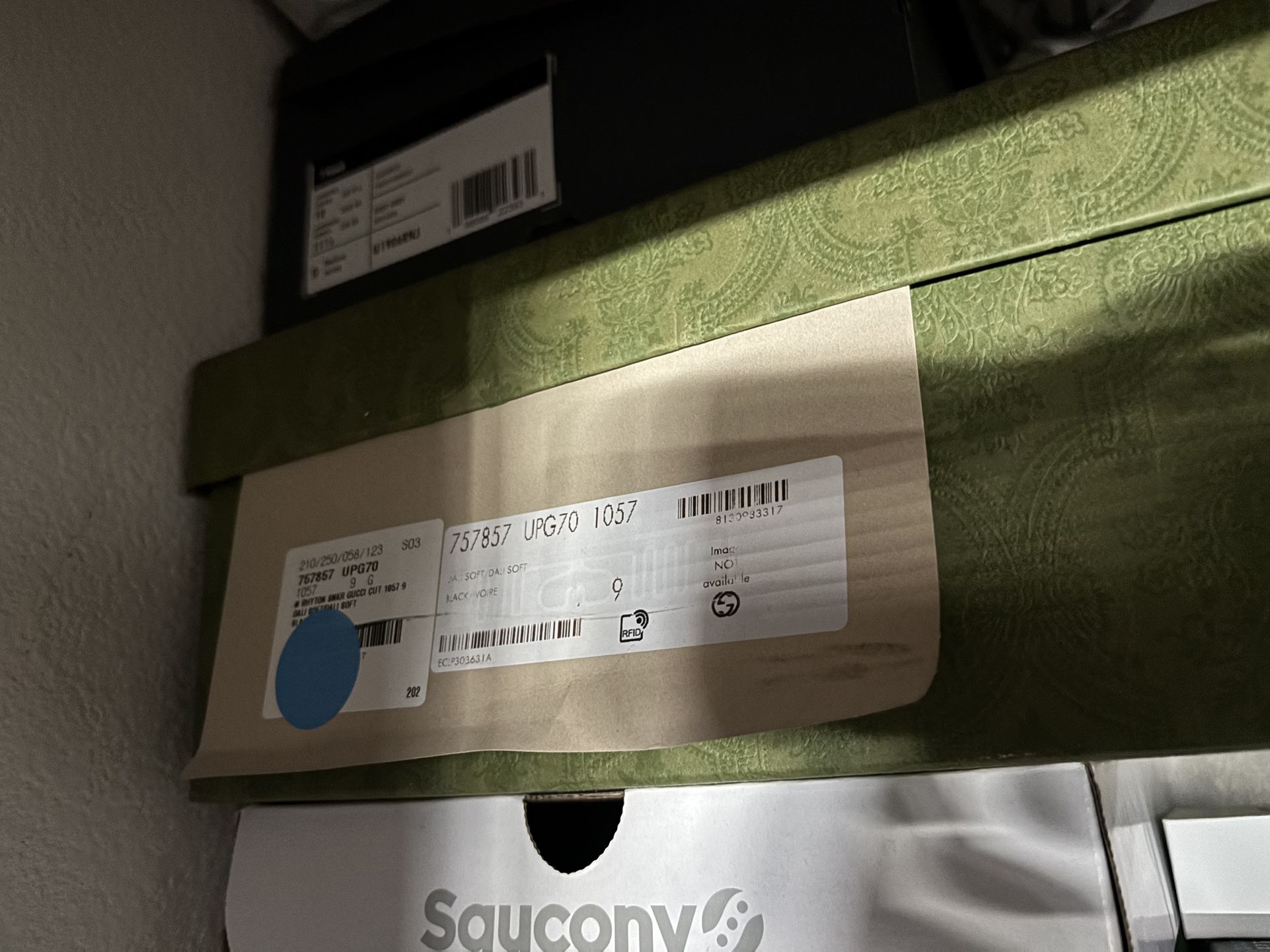 Men Gucci Shoes Size 9