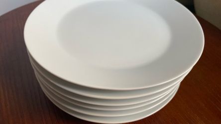 IKEA 6 dinner plates