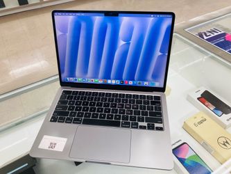 MacBook Air M2 8gb ram 256gb ssd