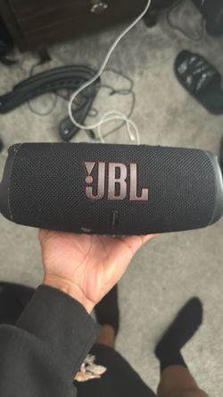 JBL charge 5