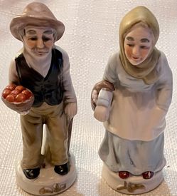 Vintage Old Man And Old Woman Porcelain Figurines